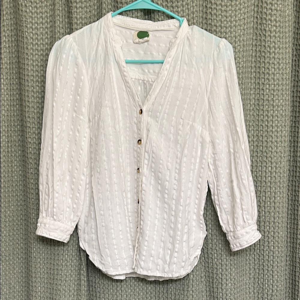 Anthropologie White Textured V‑Neck Button Front Blouse